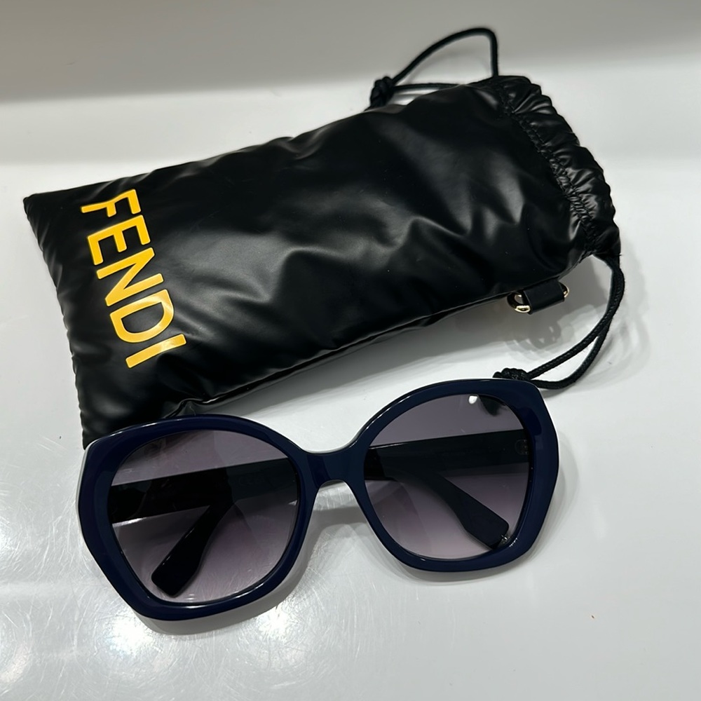 Fendi Lettering 57mm Gradient Butterfly Sunglasses